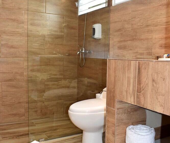 إستوديو قياسى مطلّ علي الحديقة, Tropical Casa Laguna