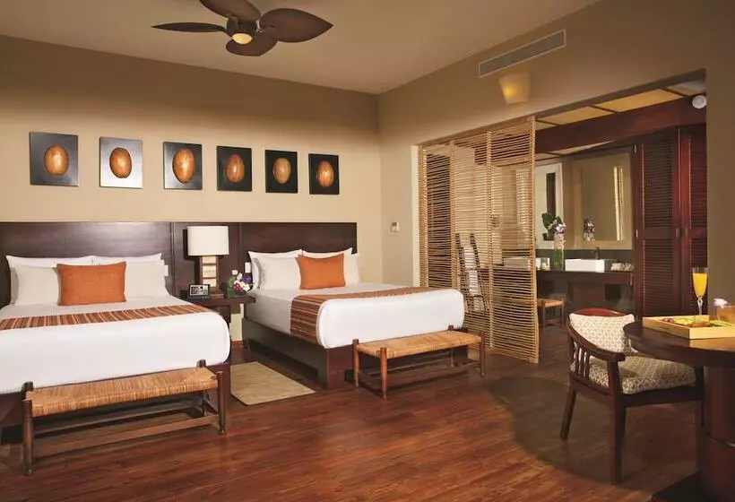 سوئیت جونیور با چشم‌انداز باغ, Zoetry Agua Punta Cana   All Inclusive