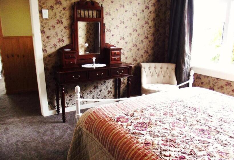 اتاق استاندارد, Kumara Historic Cottages