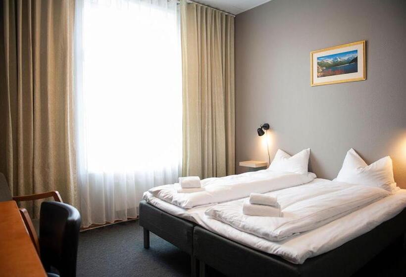 غرفة قياسية, Henriks Hotell