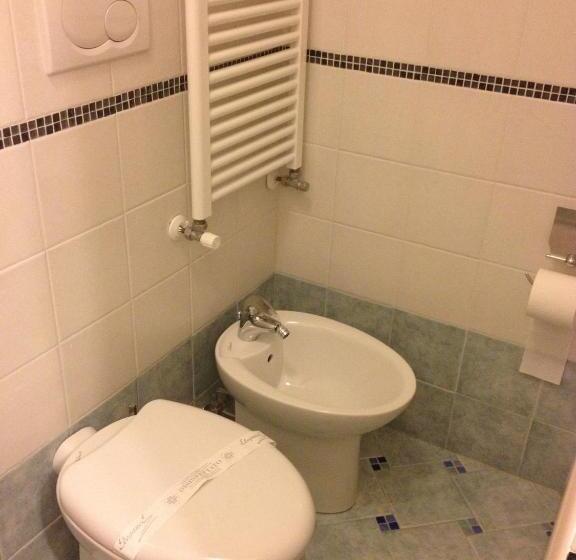 اتاق استاندارد سه نفره, Guesthouse Alloggi Agli Artisti