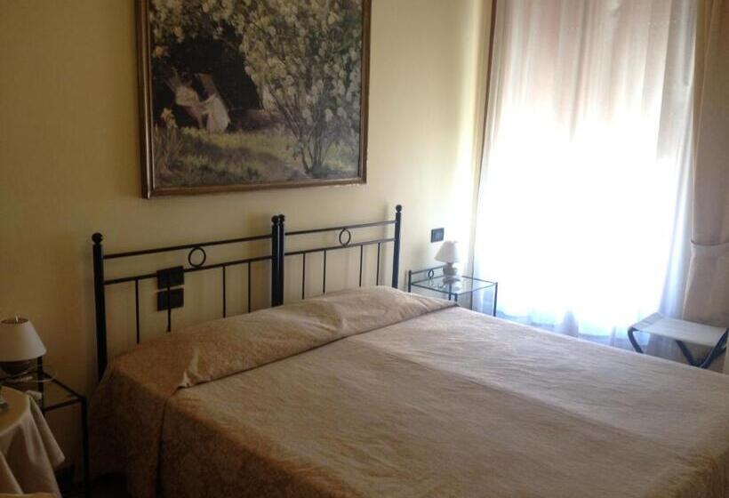 Standard room with outdoor bath, Guesthouse Alloggi Agli Artisti