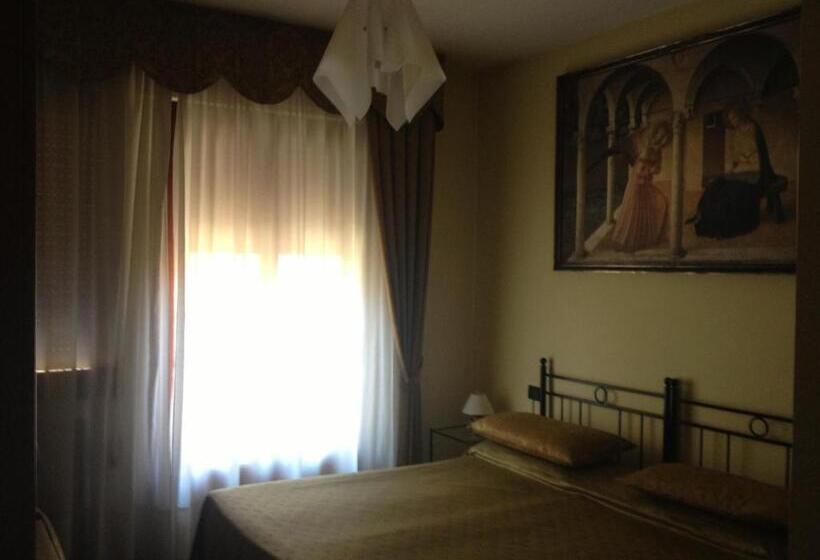 Standard room with outdoor bath, Guesthouse Alloggi Agli Artisti