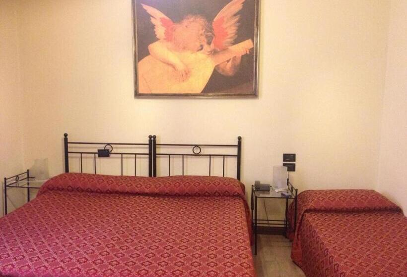 اتاق سهنفرۀ استاندارد با سرویس بهداشتی بیرون از اتاق, Guesthouse Alloggi Agli Artisti