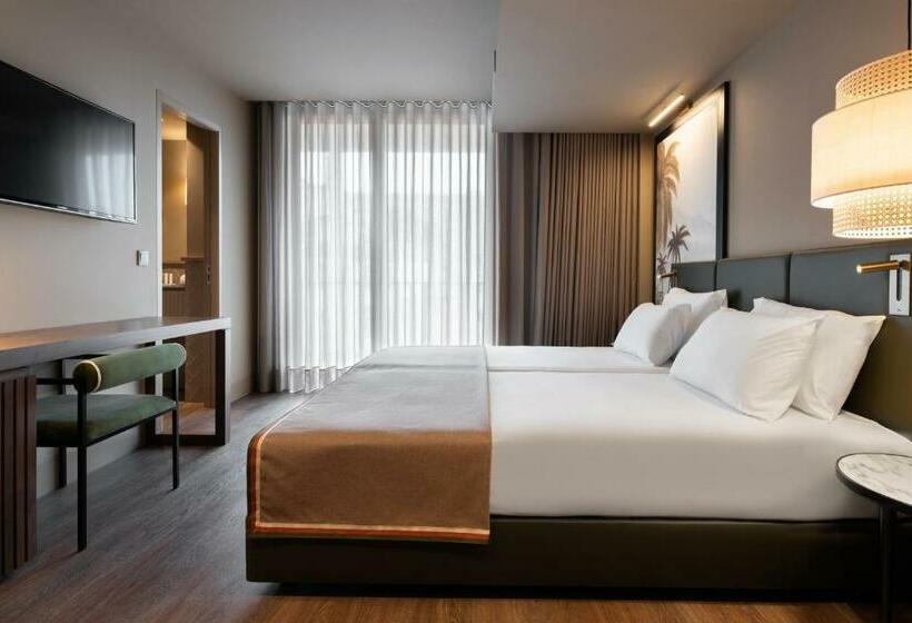 اتاق استاندارد با بالکن, Exe Essenzia Porto