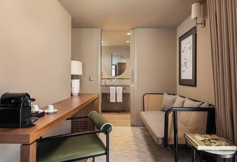 سوییت جونیور, Exe Essenzia Porto