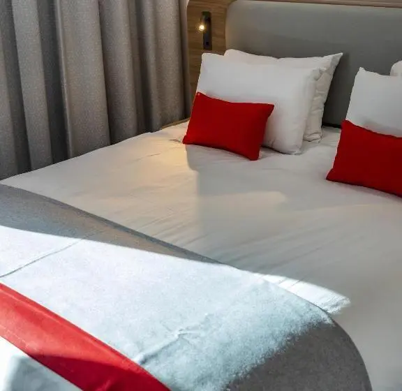 اتاق سوپریور با چشم‌انداز, Holiday Inn Express   Nice   Grand Arenas, An Ihg
