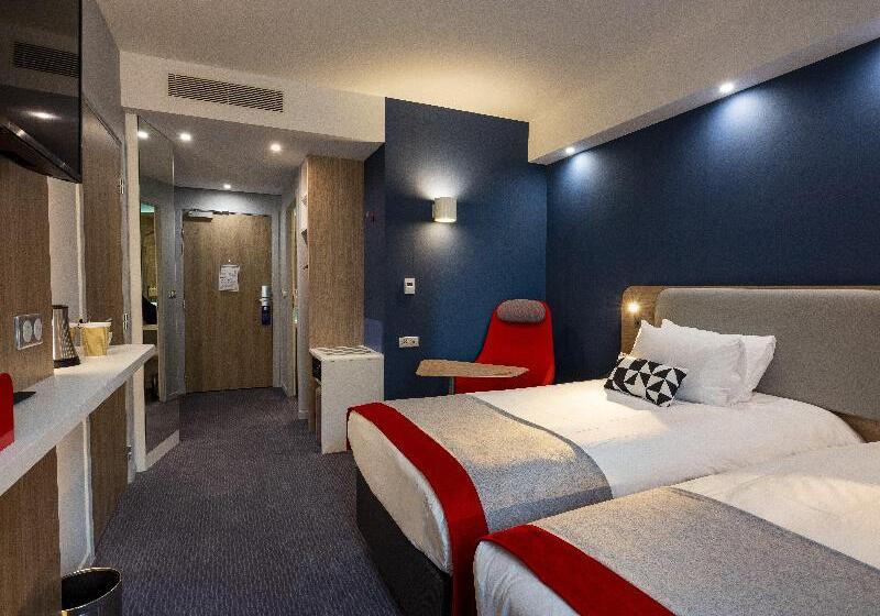 اتاق استاندارد, Holiday Inn Express   Nice   Grand Arenas, An Ihg