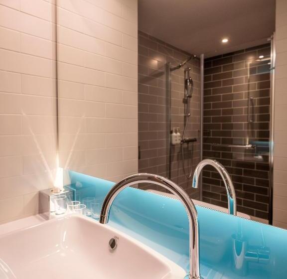 身障者適用スタンダードルーム, Holiday Inn Express   Nice   Grand Arenas, An Ihg