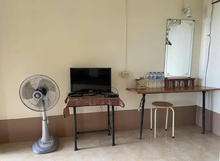スタンダード４人部屋, Phumork Camp Phu Chi Fa