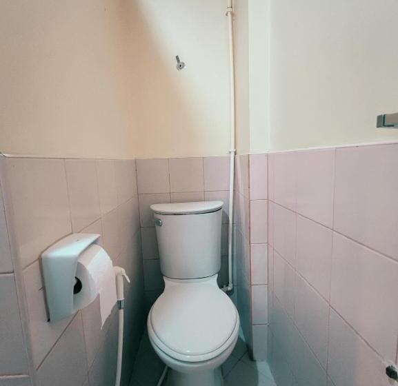 اتاق لوکس, Spring Plaza