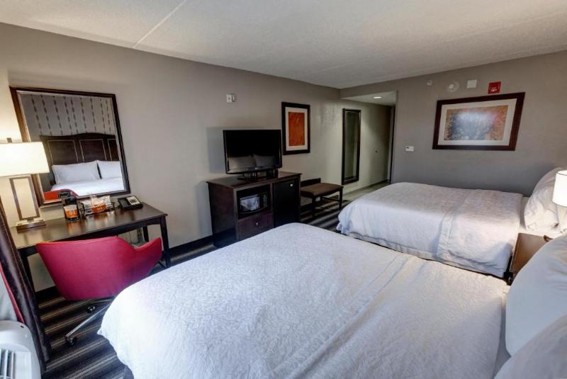 Номер Superior, Leonardo Hotel Eschborn Frankfurt