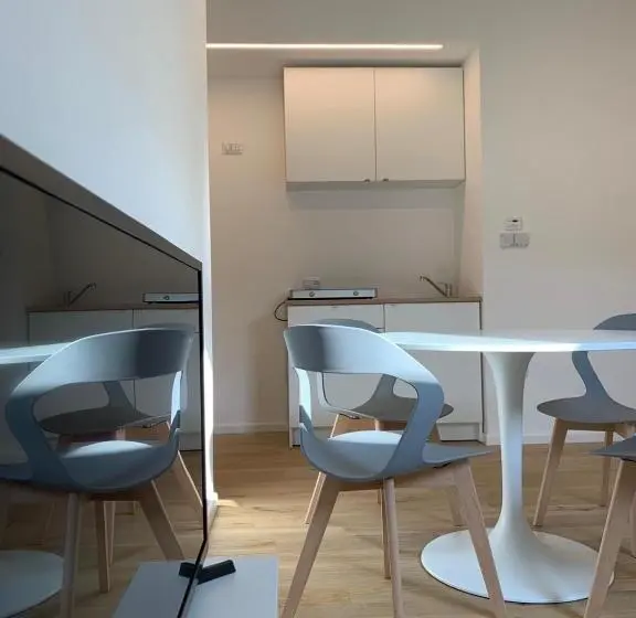 スーペリアースイート, Residenze Mazzini