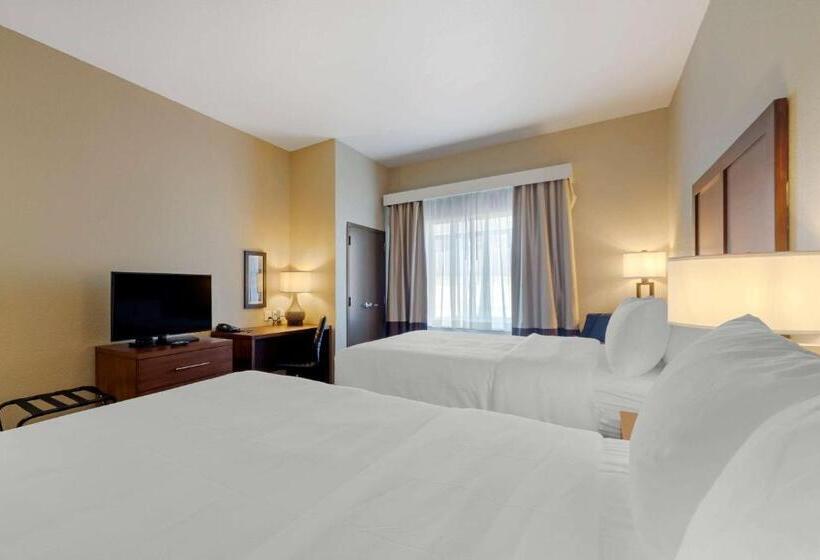 غرفة قياسية, Comfort Inn & Suites Harrah