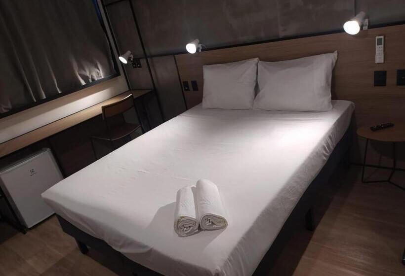 스탠다드 룸, Ibis Nova Serrana