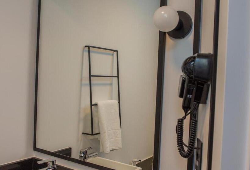 スイート, Ibis Nova Serrana