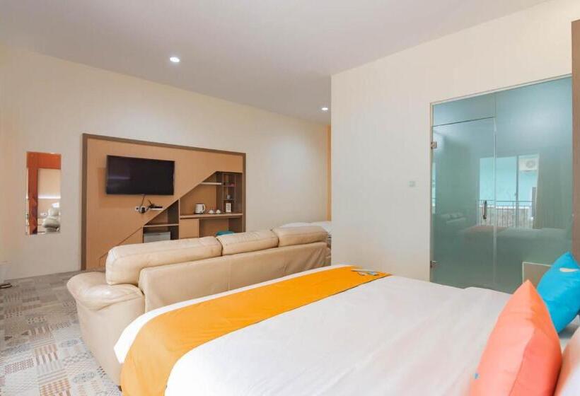 Семейный Номер, Sans Resort Parung Bogor