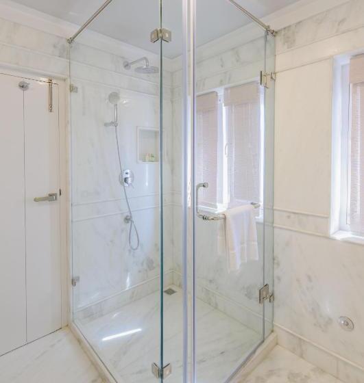 デラックスルーム, Surya Haveli , Amer Fort Jaipur