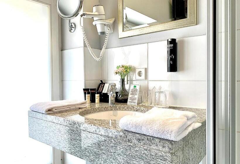 스탠다드 트리플 룸, The Atrium