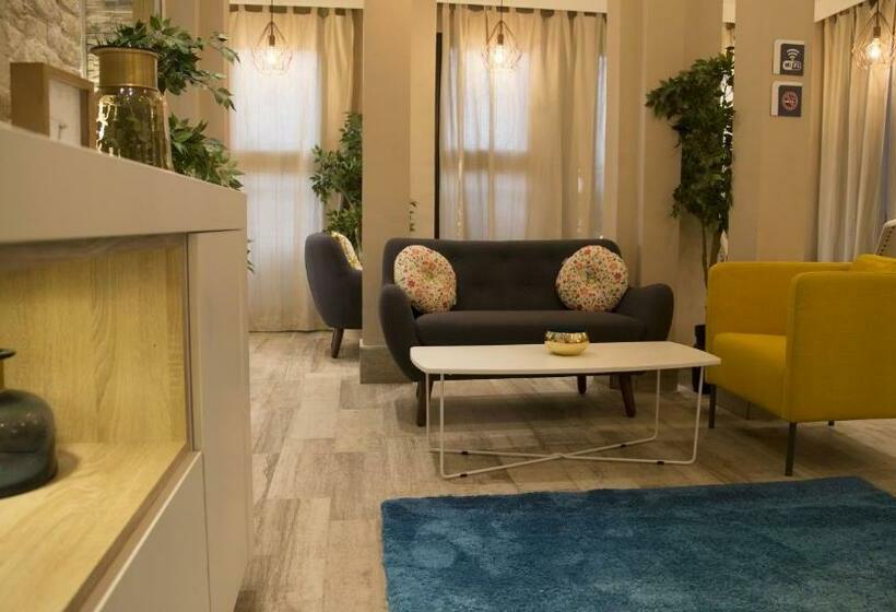 غرفة ديلوكس, The Best Centric