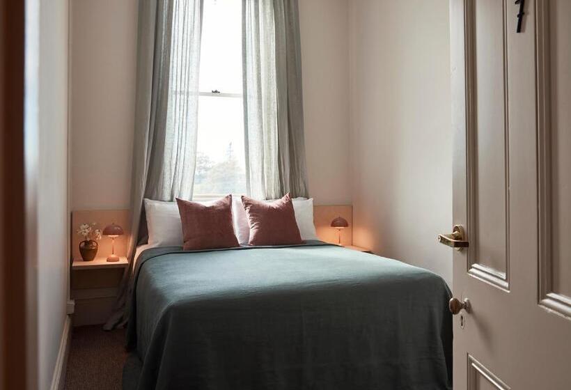 חדר דלוקס צדדי נוף לים, The Rooms Milton