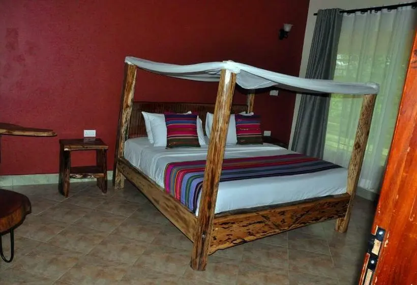 اتاق استاندارد, Kabalega Resort  Hoima