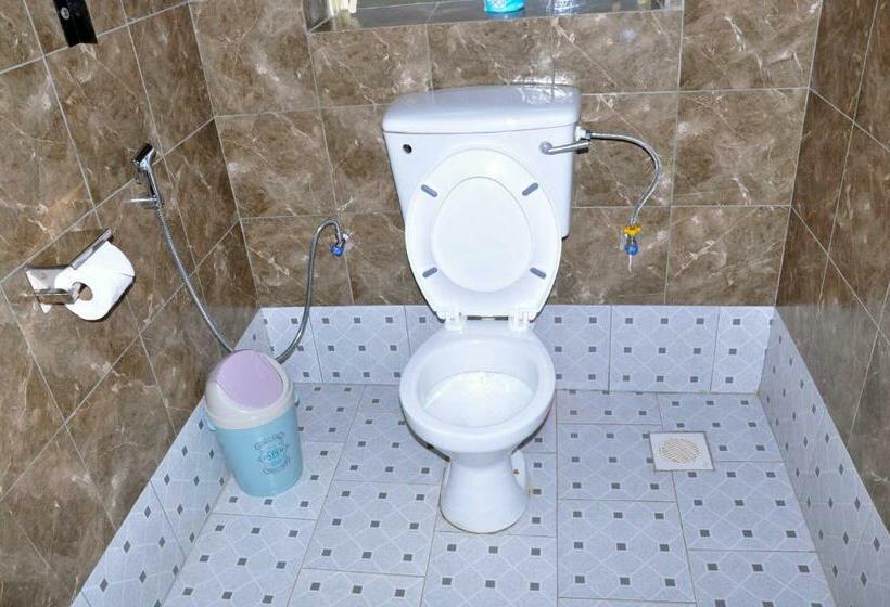 اتاق استاندارد, Kabalega Resort  Hoima