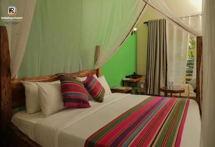 اتاق لوکس یک تخته, Kabalega Resort  Hoima