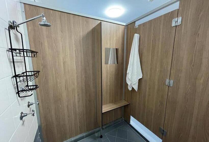 带共用浴室的标准房间, Plantation Hotel Coffs Harbour