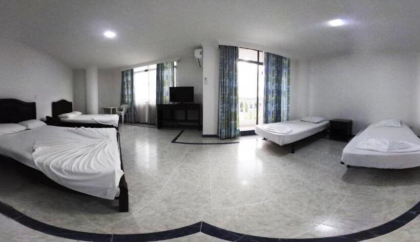 スーペリアファミリールーム, Zahira Hotel Melgar
