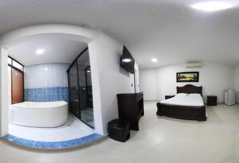 Люкс, Zahira Hotel Melgar