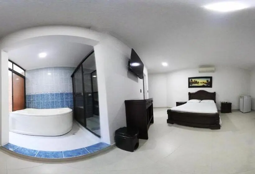 スイート, Zahira Hotel Melgar