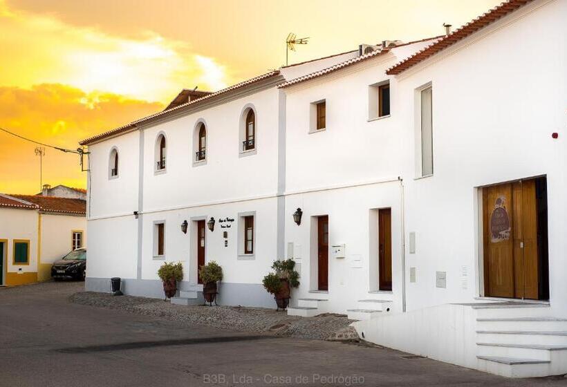 침실 2개 아파트, Casa De Pedrógão