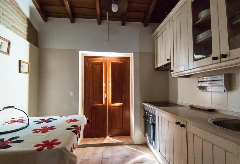 침실 2개 아파트, Casa De Pedrógão