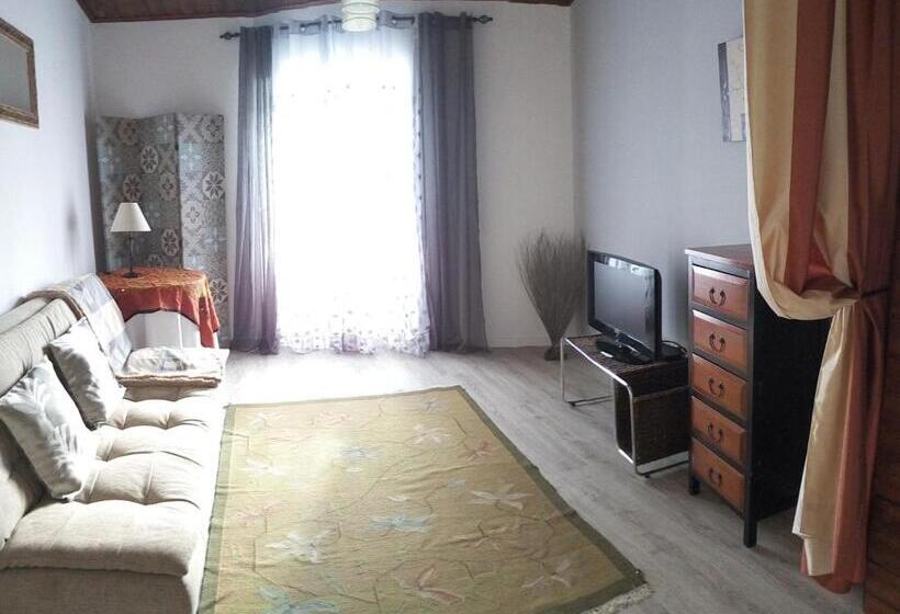 침실 2개 아파트, Casa De Pedrógão