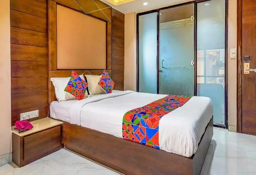 デラックスルーム, Fabhotel Eros 211 Nr Sreebhumi