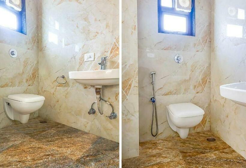 Quarto Familiar, Fabhotel Eros 211   Nr Sreebhumi