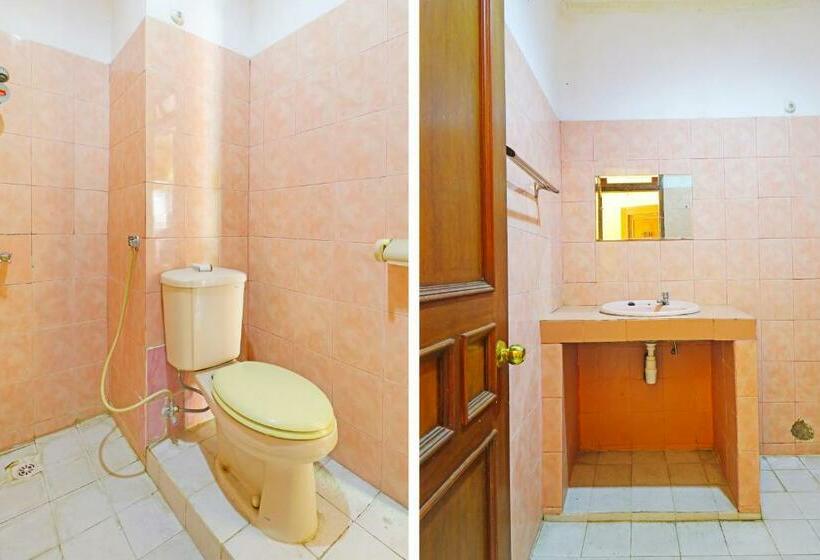 高级大房间, Oyo 90382  Sarah Sukabumi