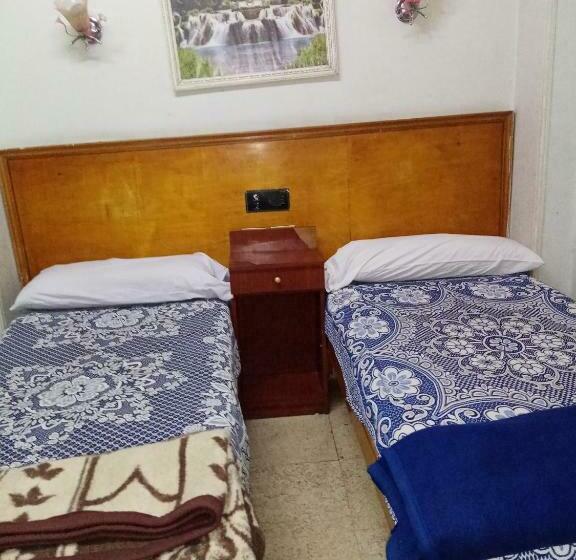 اتاق استاندارد یک نفره, San Mina