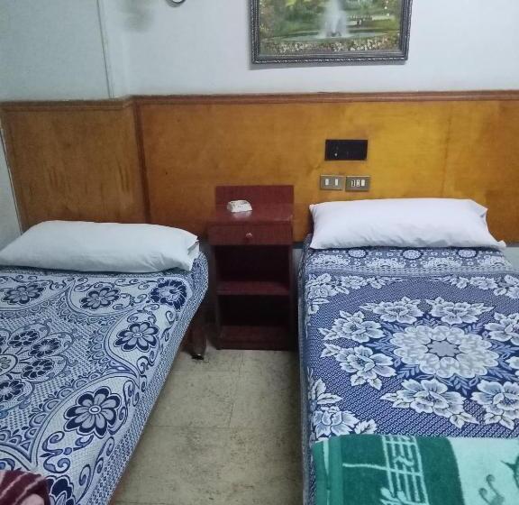 اتاق استاندارد یک نفره, San Mina