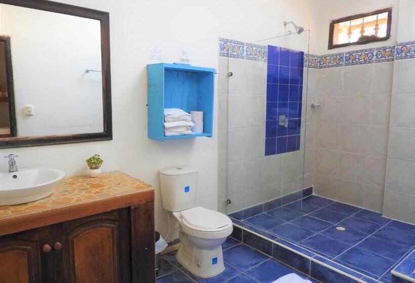 带露台的小型套房, Villa Juana