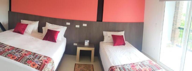 اتاق لوکس خانوادگی, Villa Juana