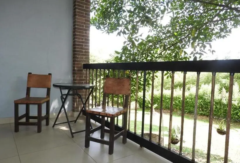 Juniorsviitti Parveke, Villa Juana