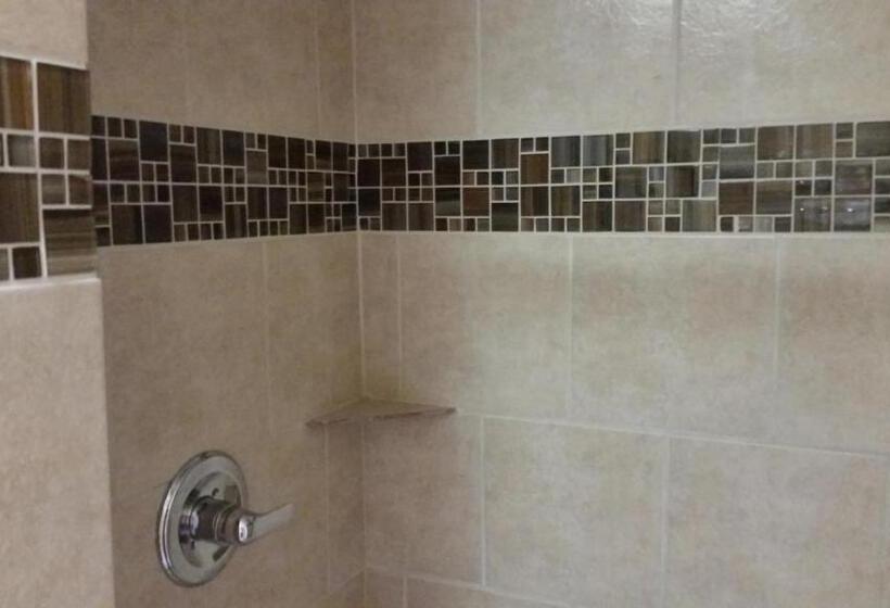 스탠다드 룸 킹사이즈 침대, Travel Inn Snyder