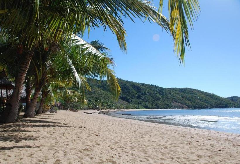 بانگلوی استاندارد با چشمانداز دریا, Coconut Lodge