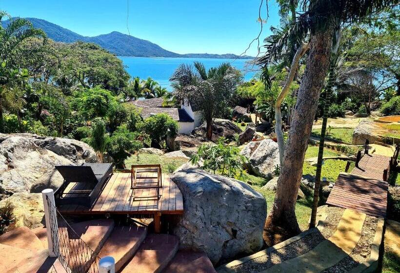 بانگلوی لوکس, Coconut Lodge