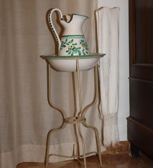 غرفة قياسية ثلاثية, B&b Il Giardino Di Paola