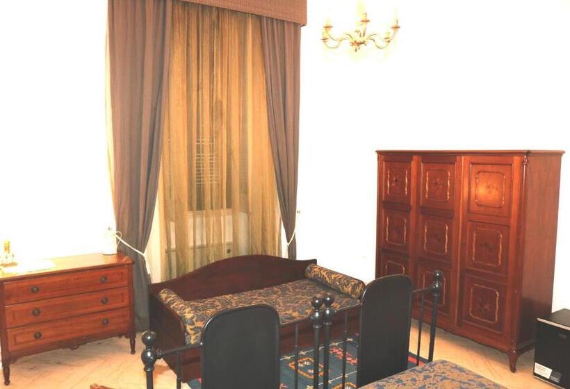 غرفة قياسية ثلاثية, B&b Il Giardino Di Paola