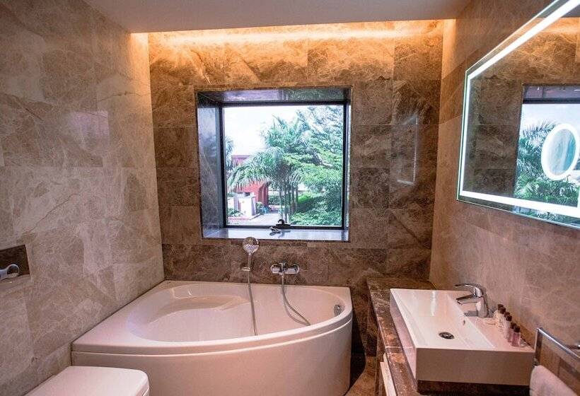 جناح رئاسى, Charleson Luxury