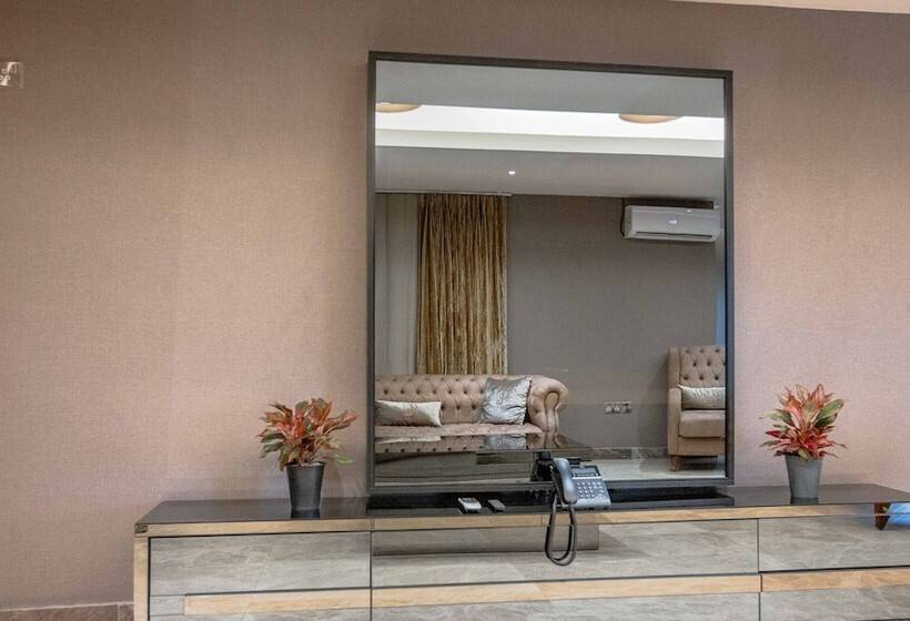 جناح رئاسى, Charleson Luxury